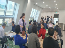 부활주일애찬하시는 성도님들